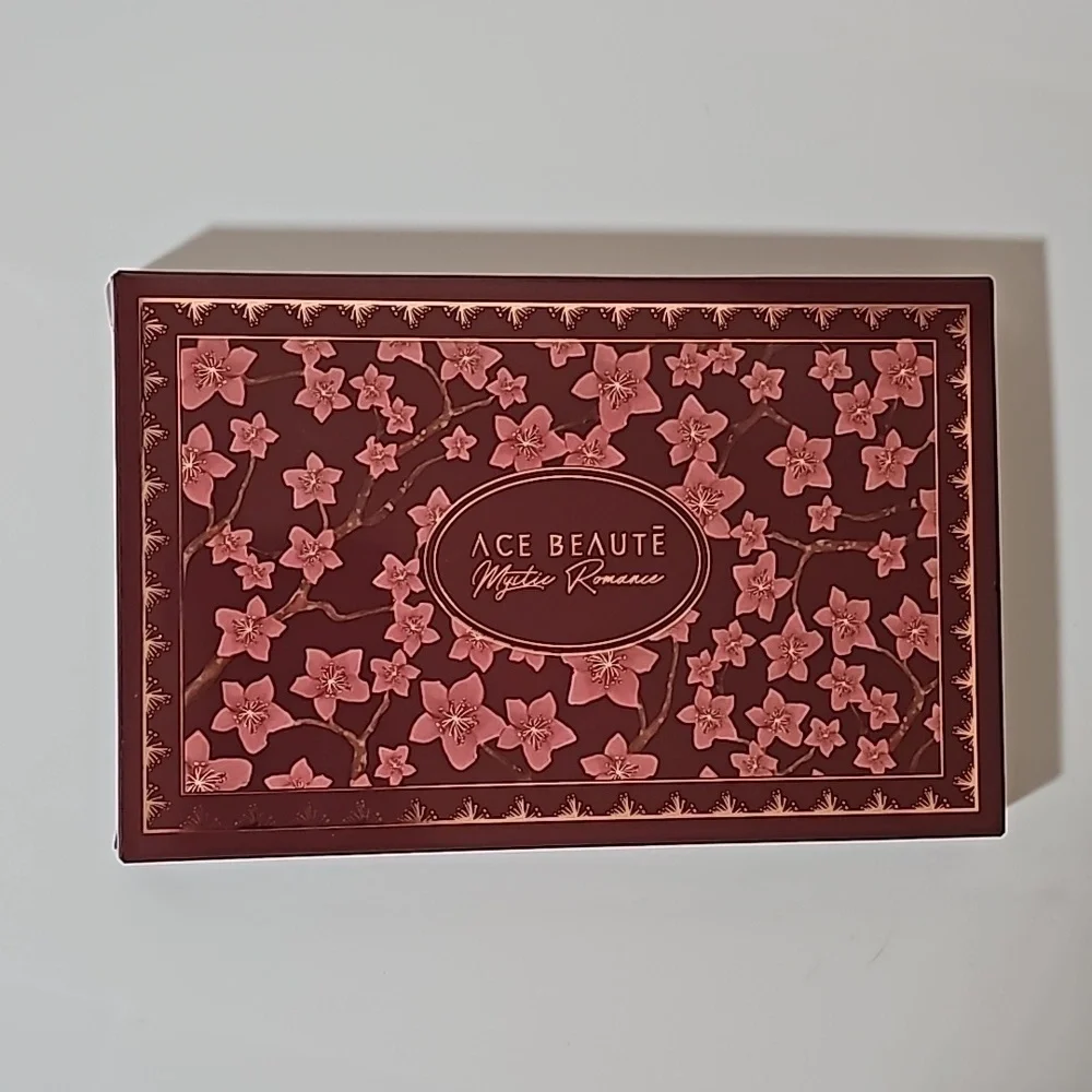 Ace Beaute Mystic Romance Eyeshadow Palette